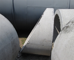 頂管與塑料管的連接方式有何不同？